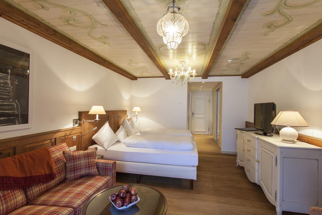 Theresa Wellness-Geniesser-Hotel Zell am Ziller Pokoj fotografie